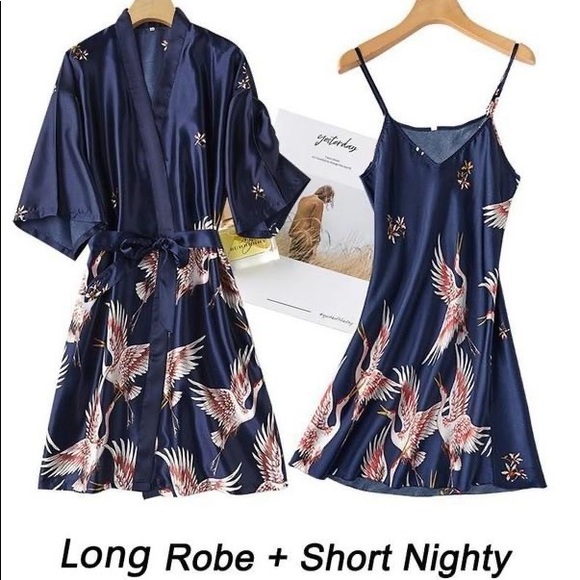 Other - Beautiful nightgown with robe